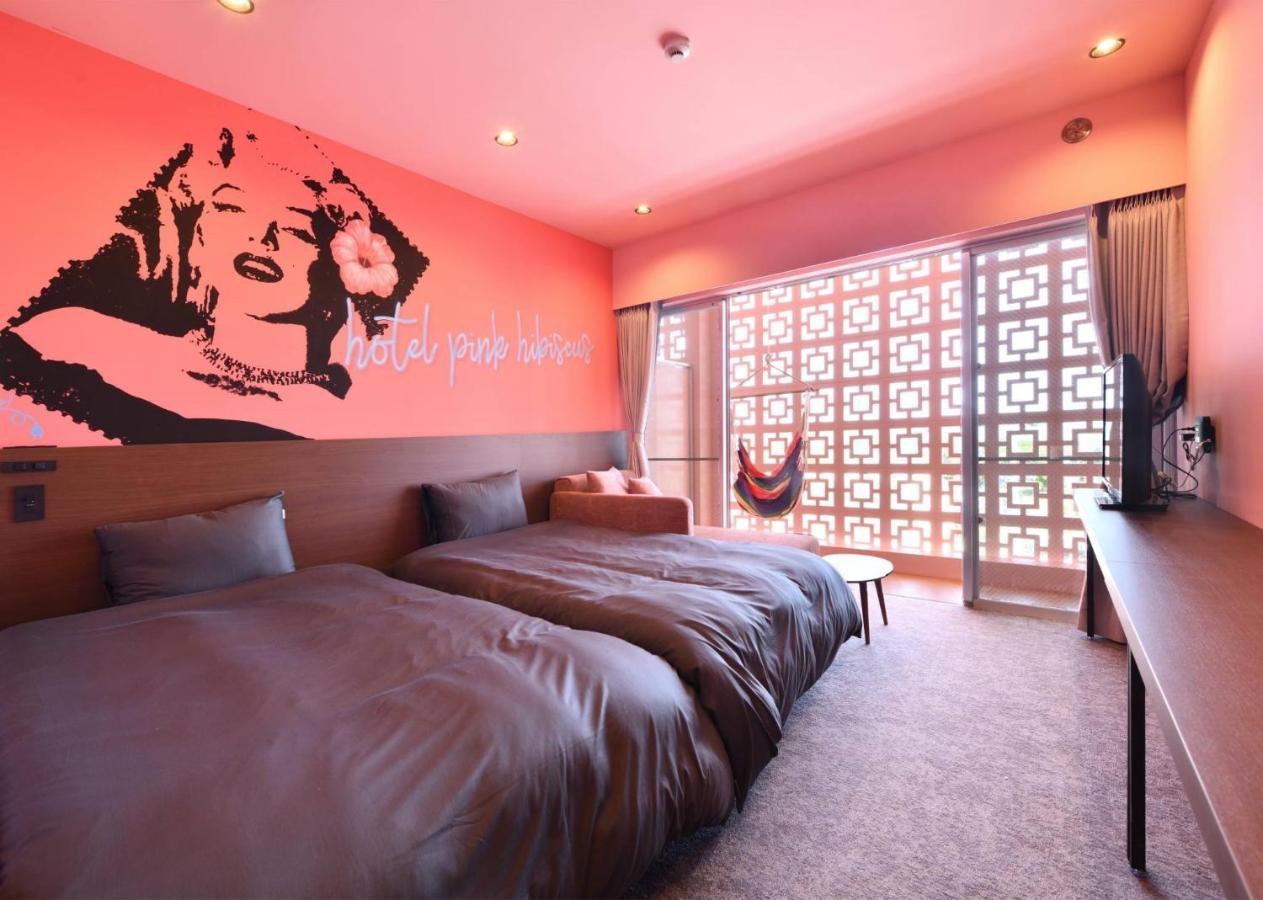 Hotel Pink Hibiscus Miyakojima  Exterior foto